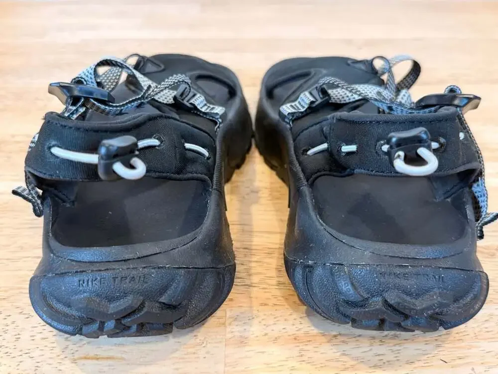 Nike Oneonta Trail Black Womens Outdoor Hiking Sandals Size 9